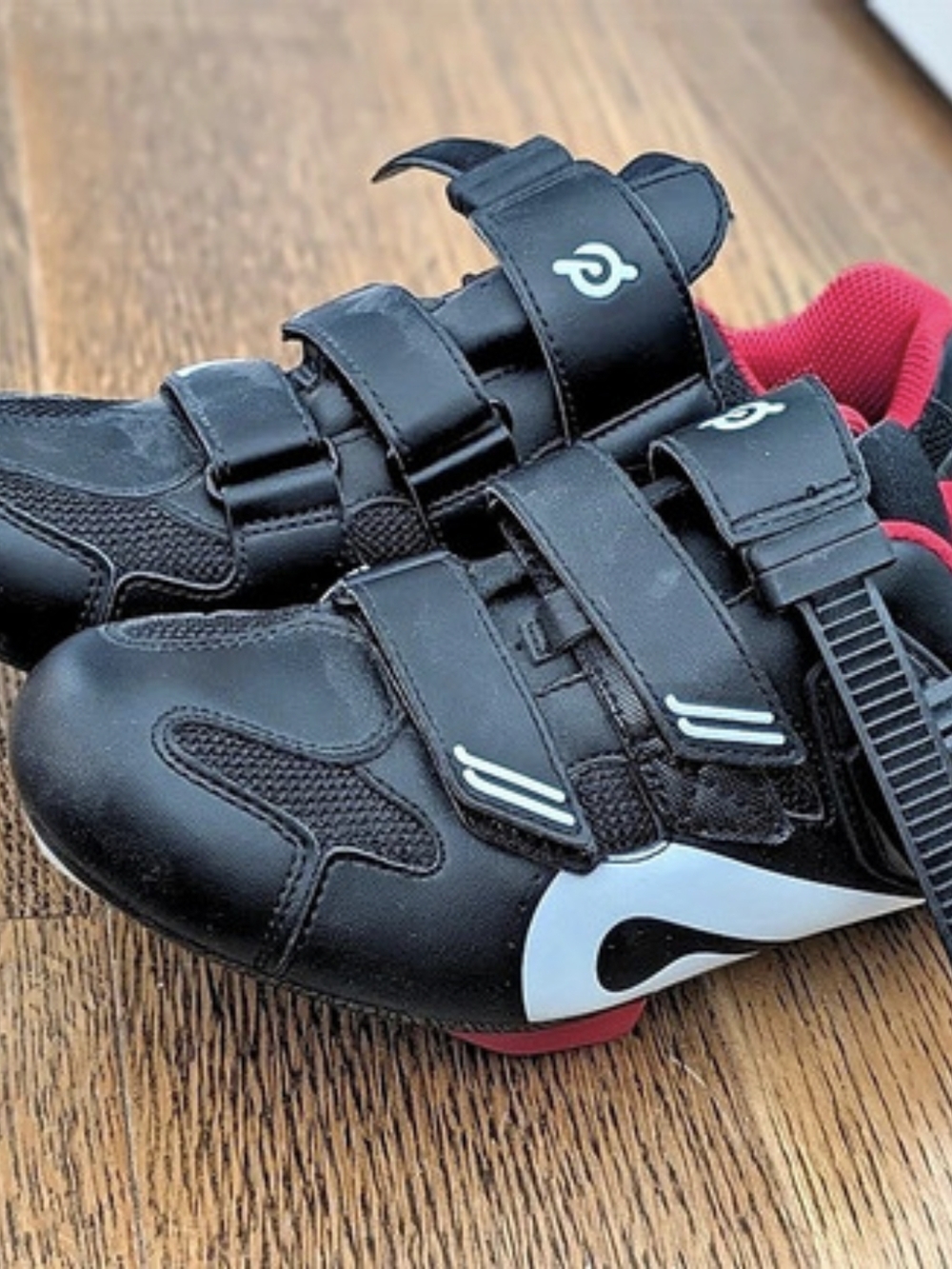 Peloton Original Cycling Shoes Black & Red US 9
